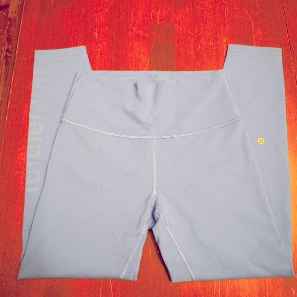 Lululemon Wunder Under leggings - Picture 2 of 2